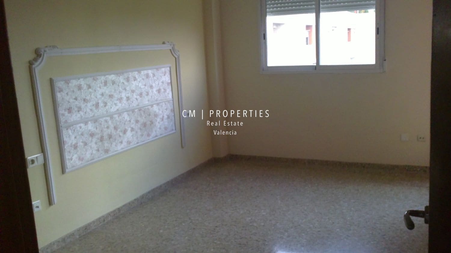 3 sypialnia Penthouse do wynajęcia w Paterna z basenem garażem - 1 750 € (Ref: 8751633)