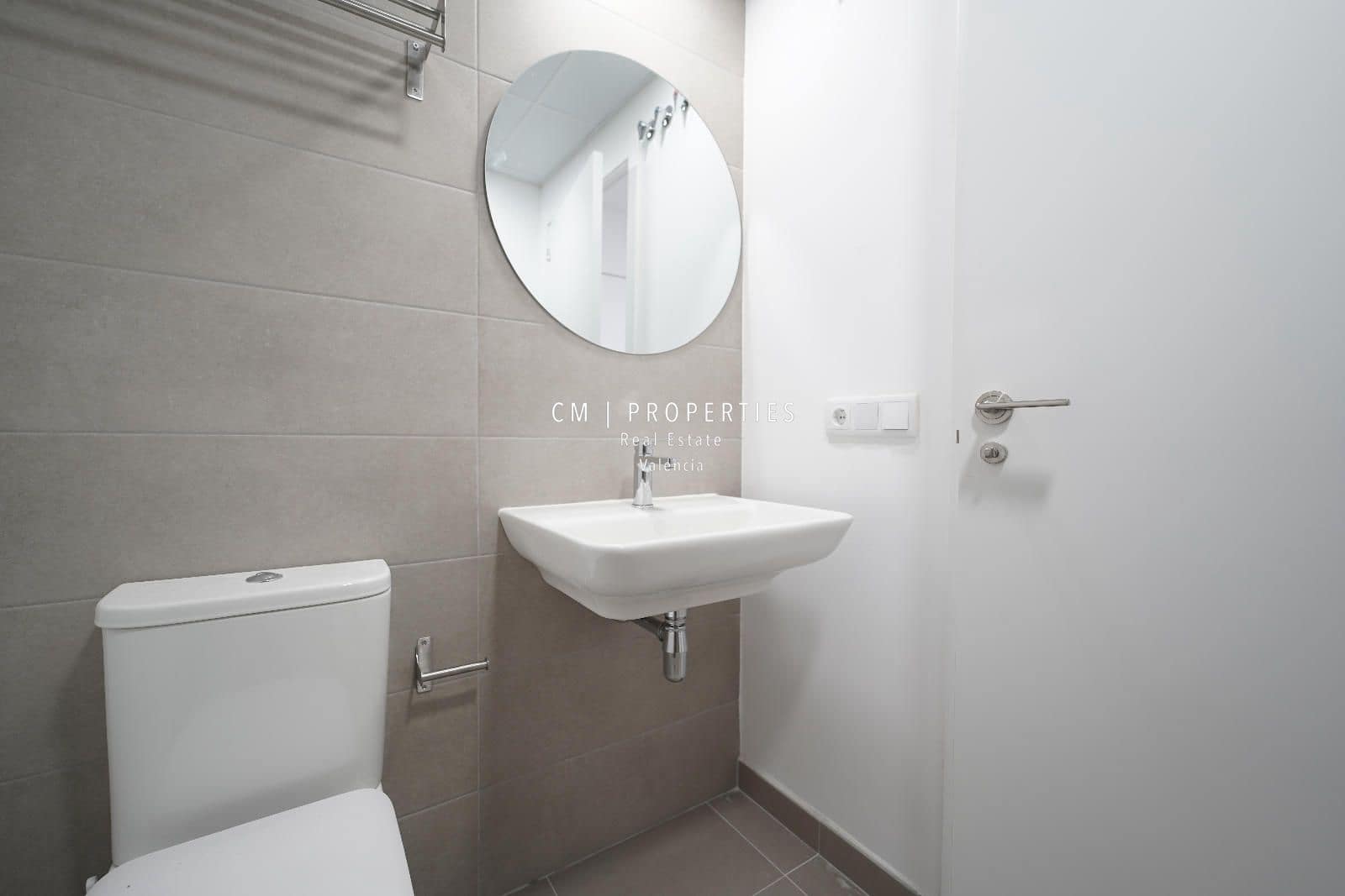 1 makuuhuone Asunto vuokrattavana paikassa Valencia kaupunki mukana 
autotalli - 1 200 € (Ref: 8760443)