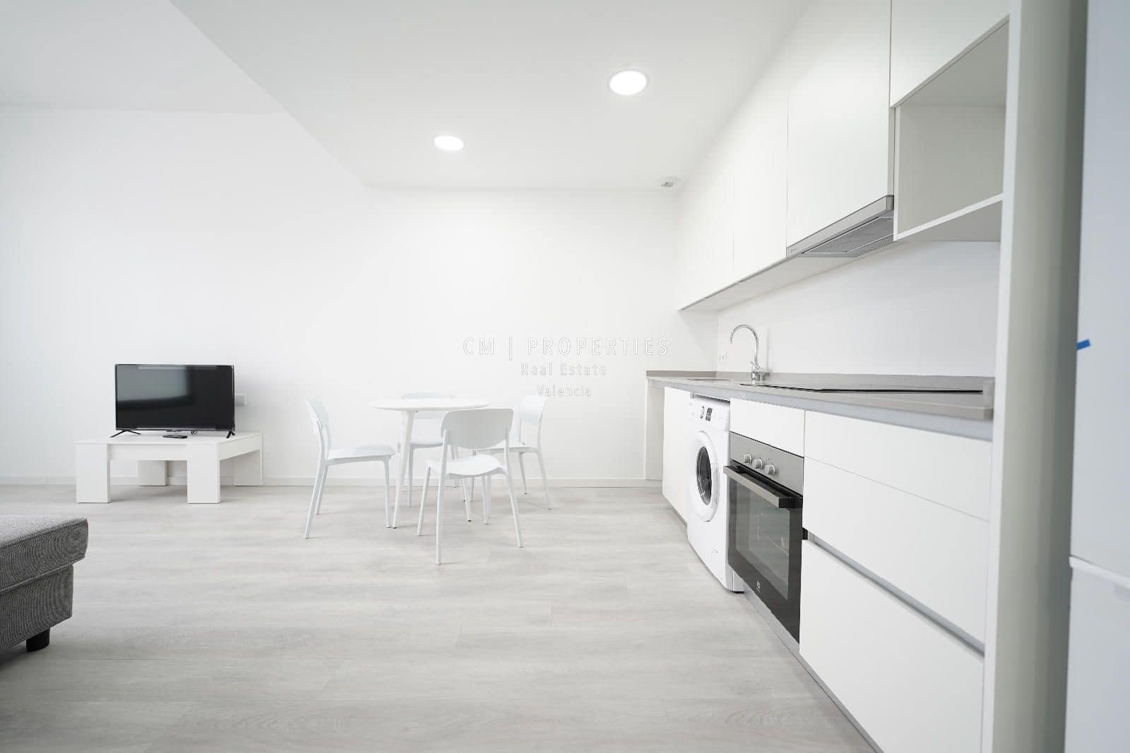 1 makuuhuone Asunto vuokrattavana paikassa Valencia kaupunki mukana 
autotalli - 1 200 € (Ref: 8760443)