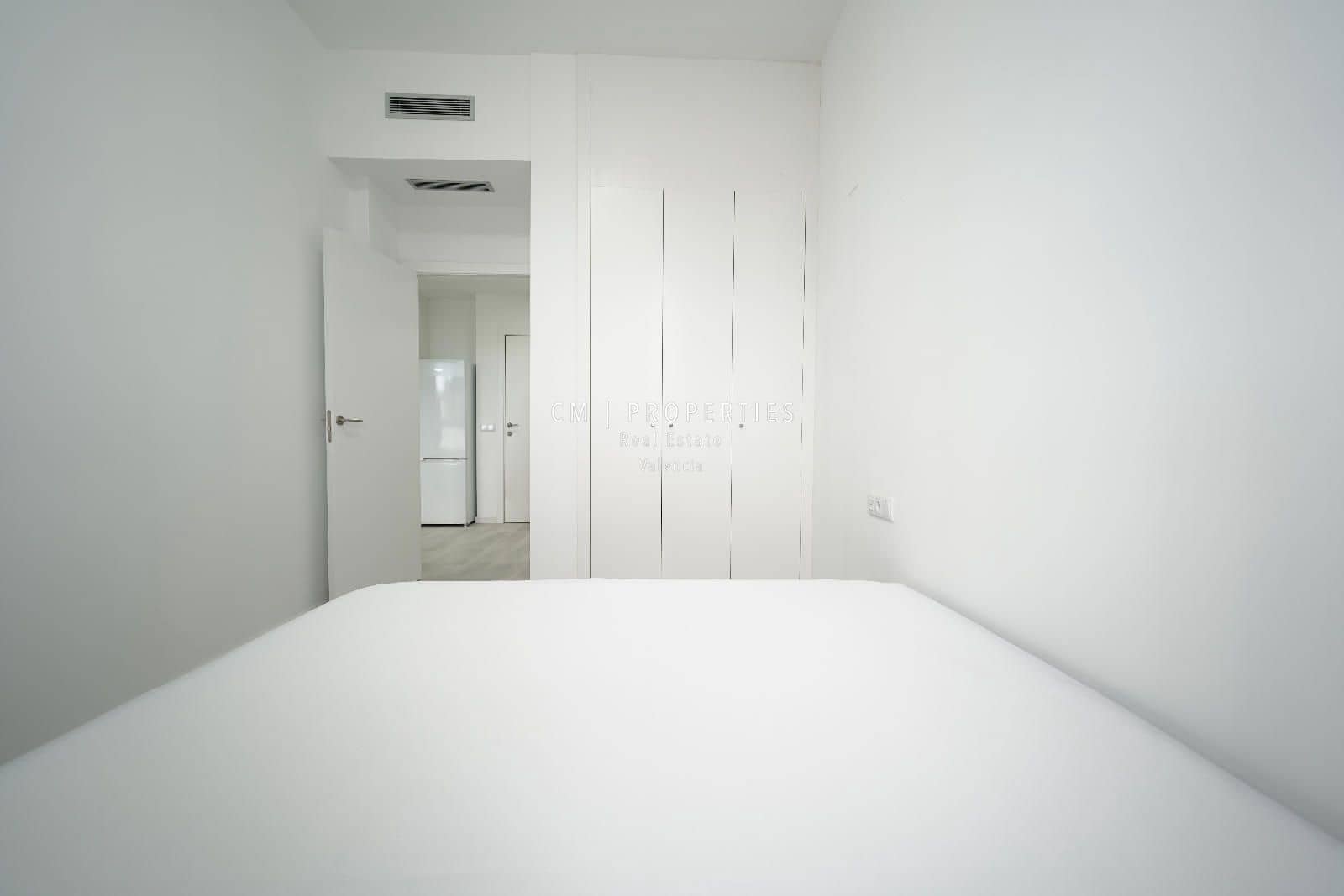 1 makuuhuone Asunto vuokrattavana paikassa Valencia kaupunki mukana 
autotalli - 1 200 € (Ref: 8760443)