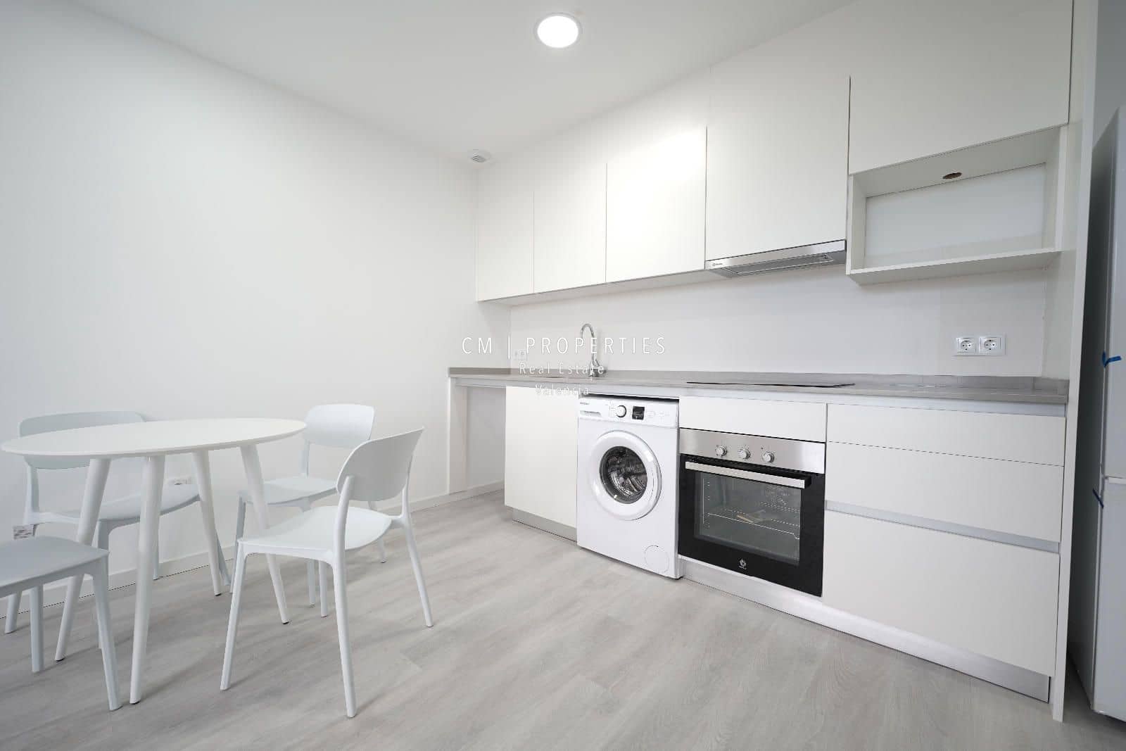 1 makuuhuone Asunto vuokrattavana paikassa Valencia kaupunki mukana 
autotalli - 1 200 € (Ref: 8760443)