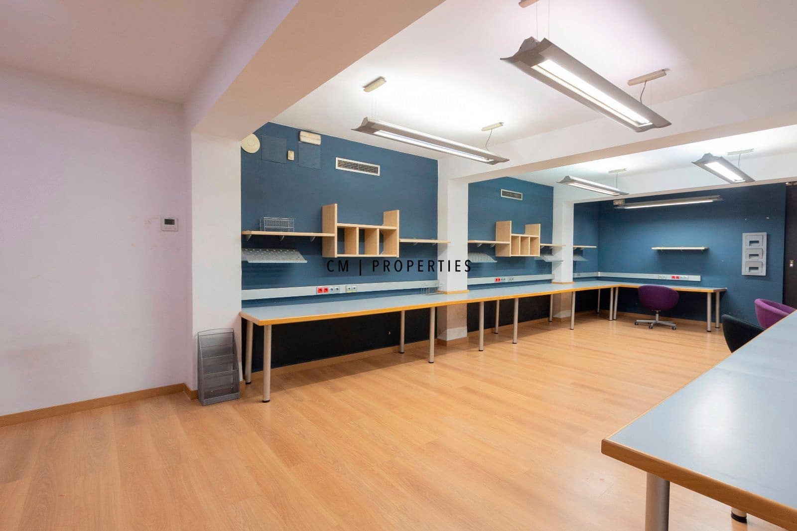 Kontor til leje i Valencia by - € 3.500 (Ref: 8774598)