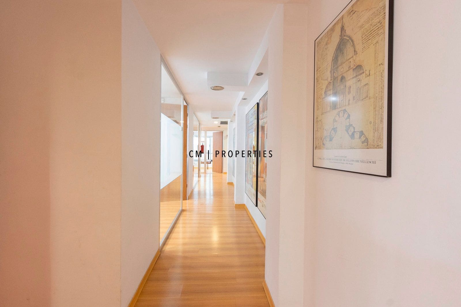 Kontor til leje i Valencia by - € 3.500 (Ref: 8774598)