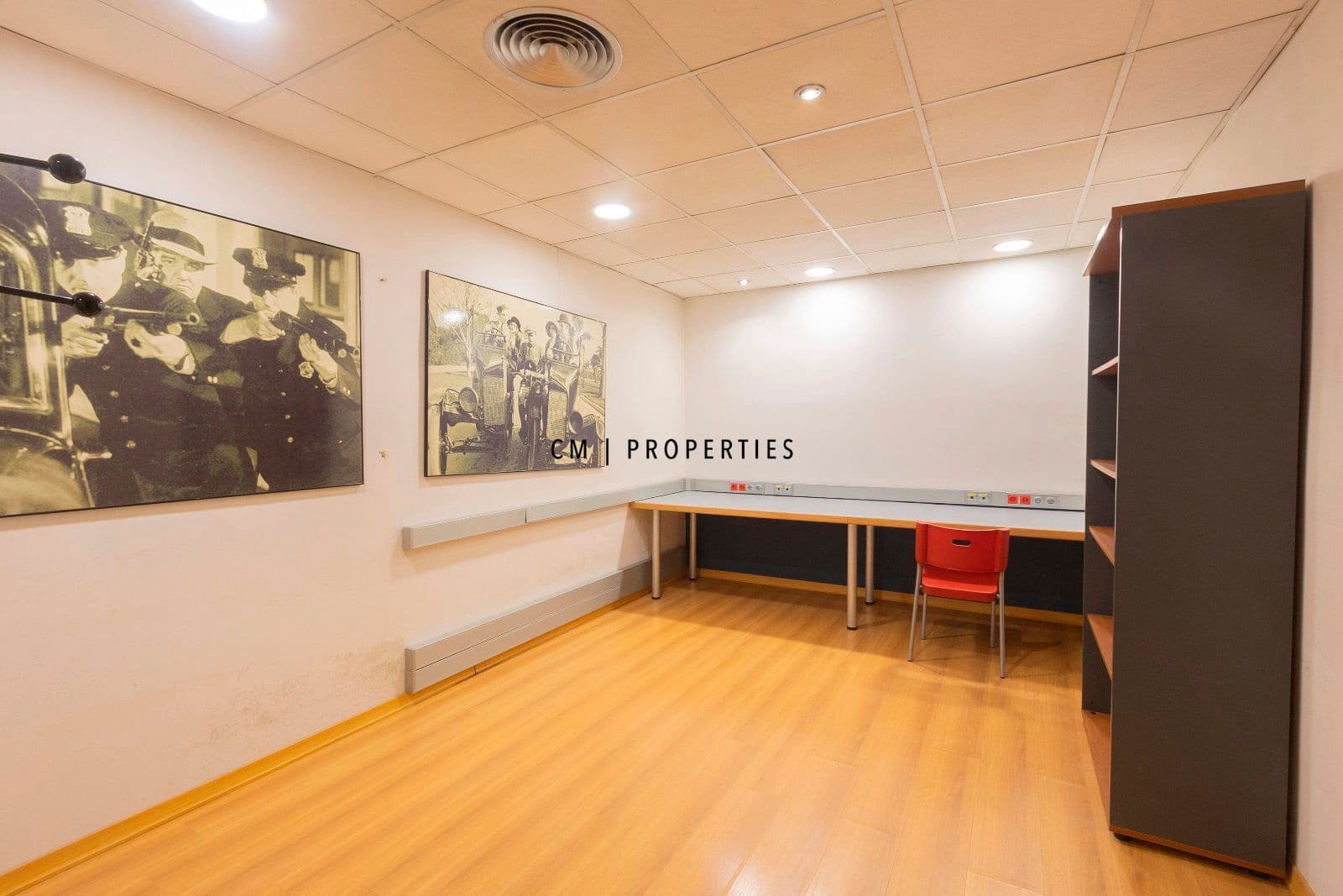 Kontor til leje i Valencia by - € 3.500 (Ref: 8774598)