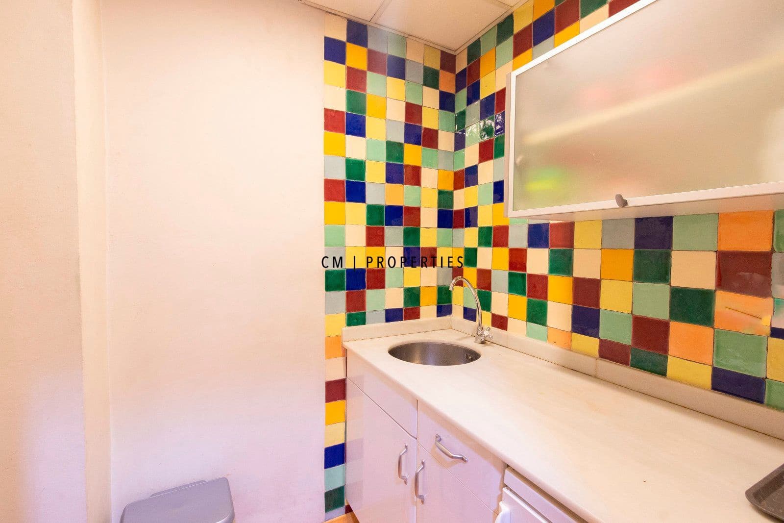 Kontor til leje i Valencia by - € 3.500 (Ref: 8774598)