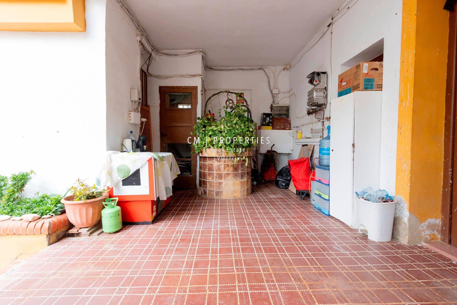 Chalet de 10 habitaciones en Riba-roja de Túria en venta - 647.000 € (Ref: 8780775)