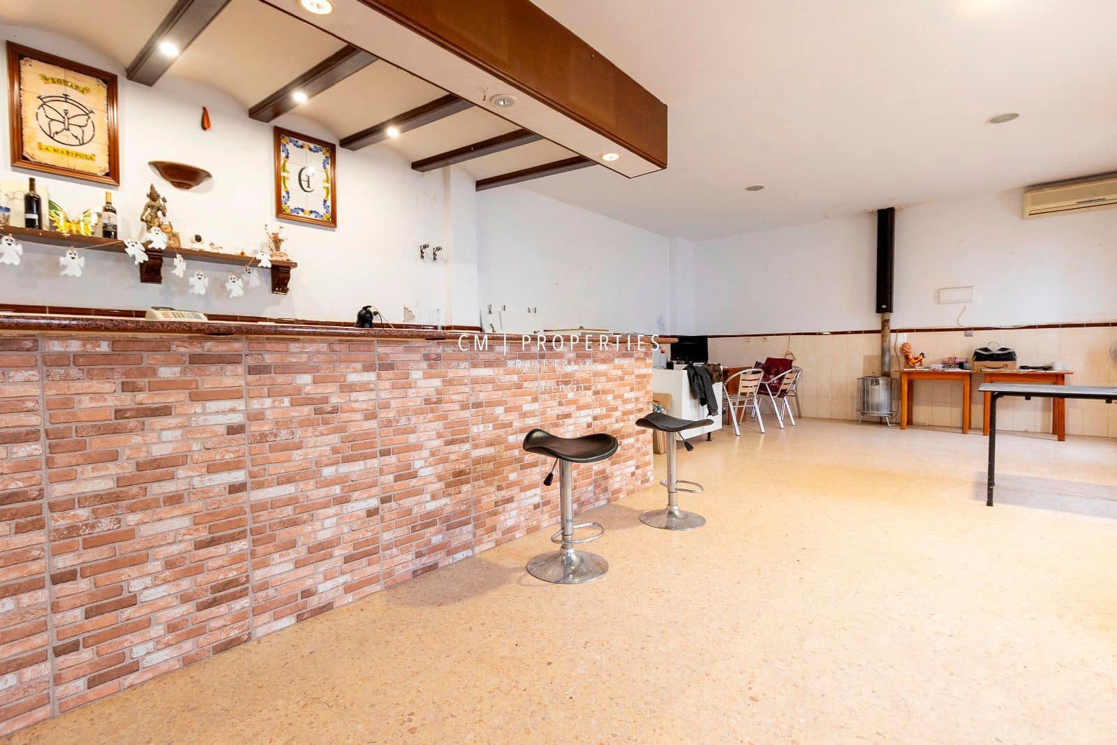 Chalet de 10 habitaciones en Riba-roja de Túria en venta - 647.000 € (Ref: 8780775)