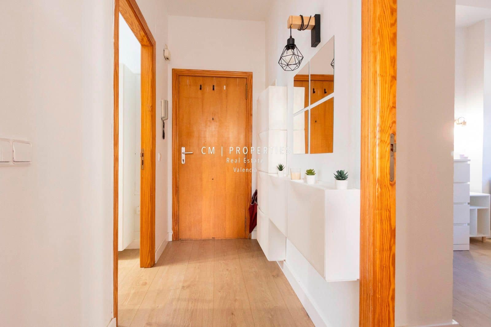 2 slaapkamer Flat te huur in Valencia stad - € 1.500 (Ref: 8835315)