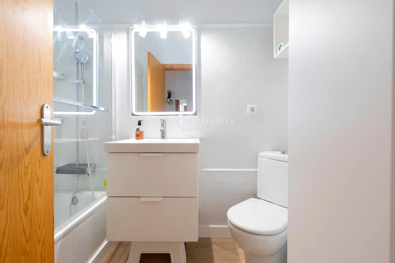2 slaapkamer Flat te huur in Valencia stad - € 1.500 (Ref: 8835315)