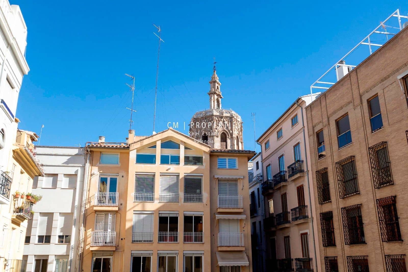 2 slaapkamer Flat te huur in Valencia stad - € 1.500 (Ref: 8835315)
