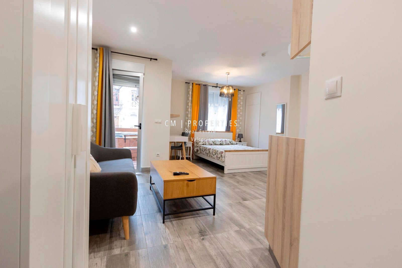 Appartement à louer à Valence ville - 1 000 € (Ref: 8849875)
