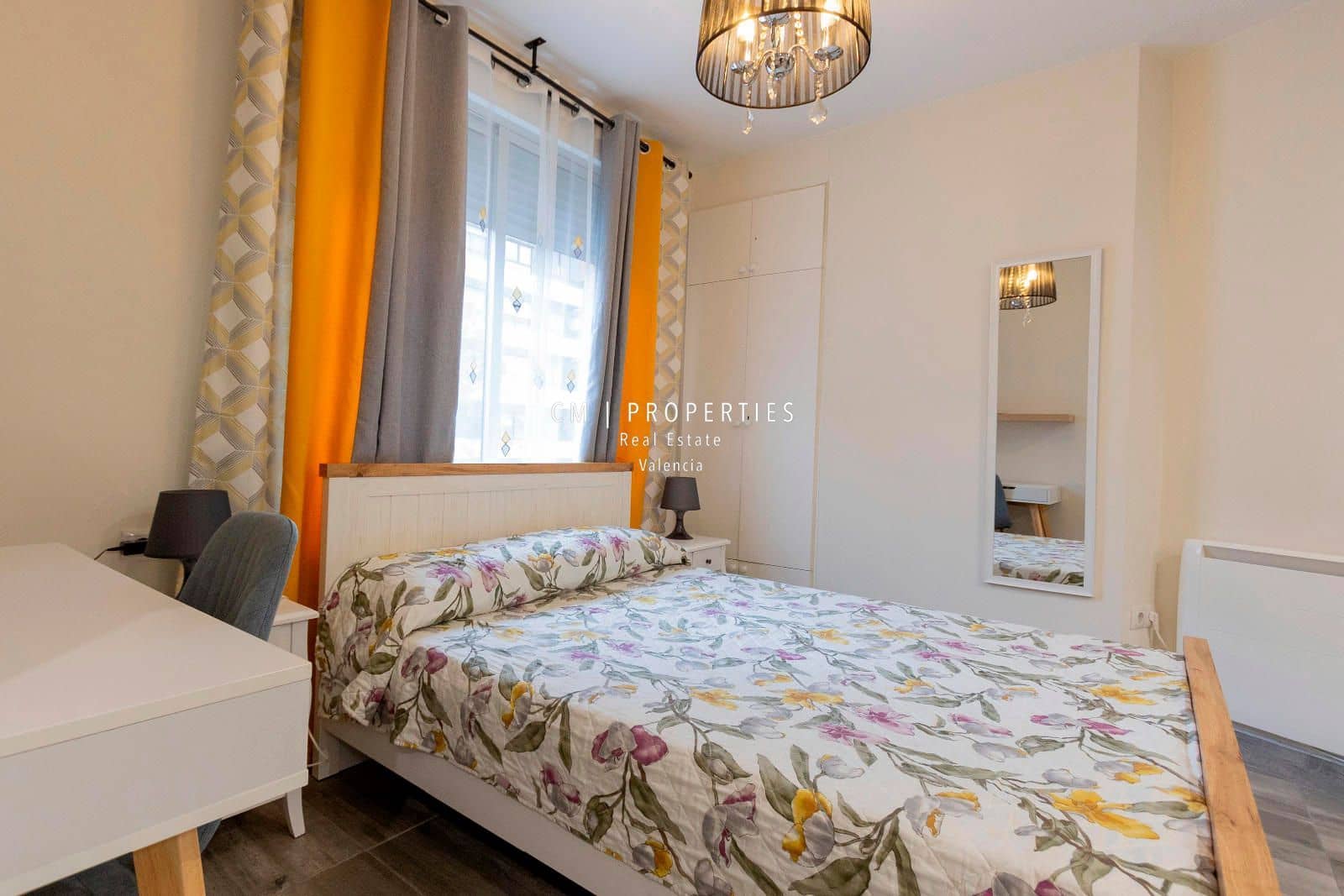 Appartement à louer à Valence ville - 1 000 € (Ref: 8849875)