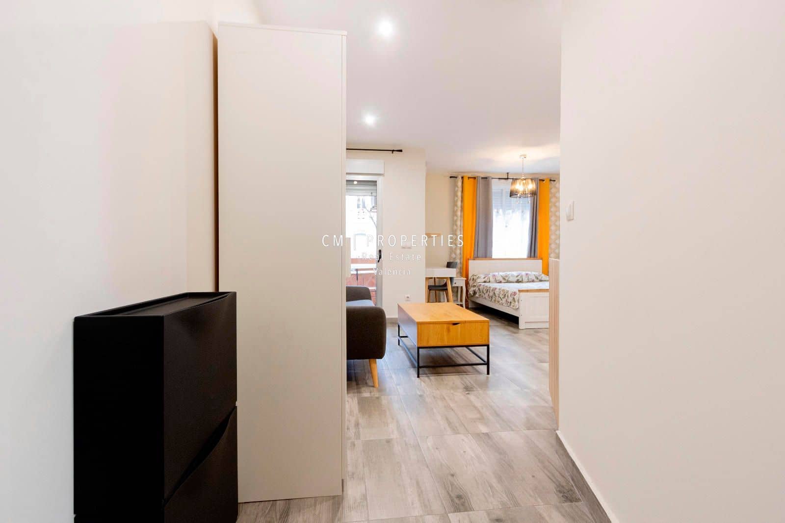 Appartement à louer à Valence ville - 1 000 € (Ref: 8849875)