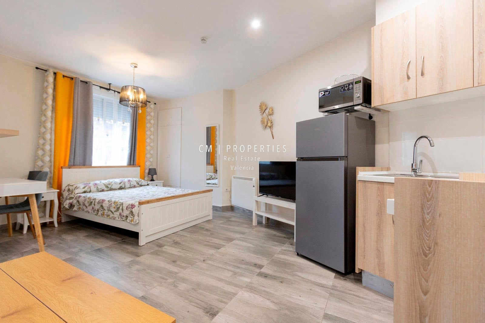 Appartement à louer à Valence ville - 1 000 € (Ref: 8849875)