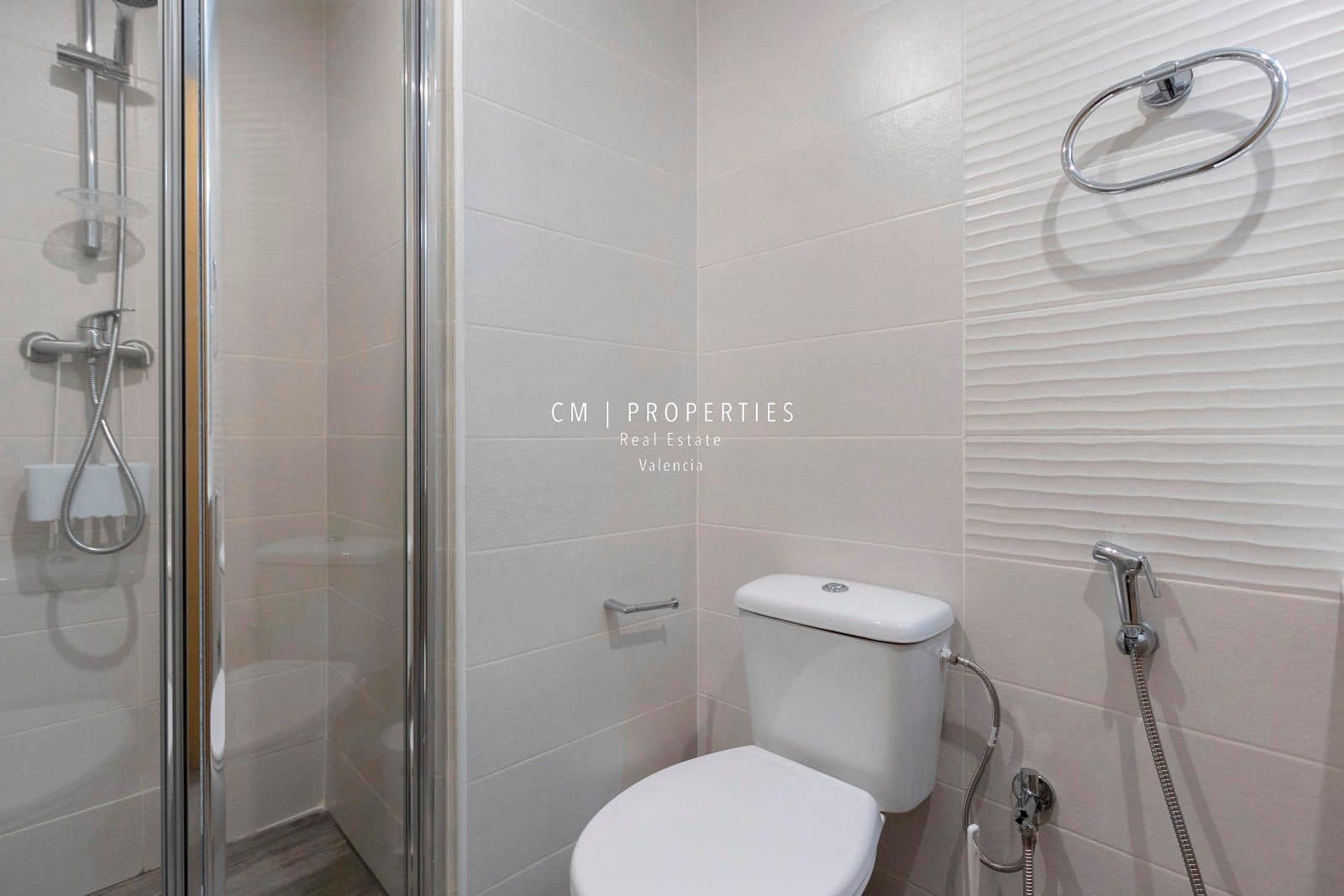 Appartement à louer à Valence ville - 1 000 € (Ref: 8849875)