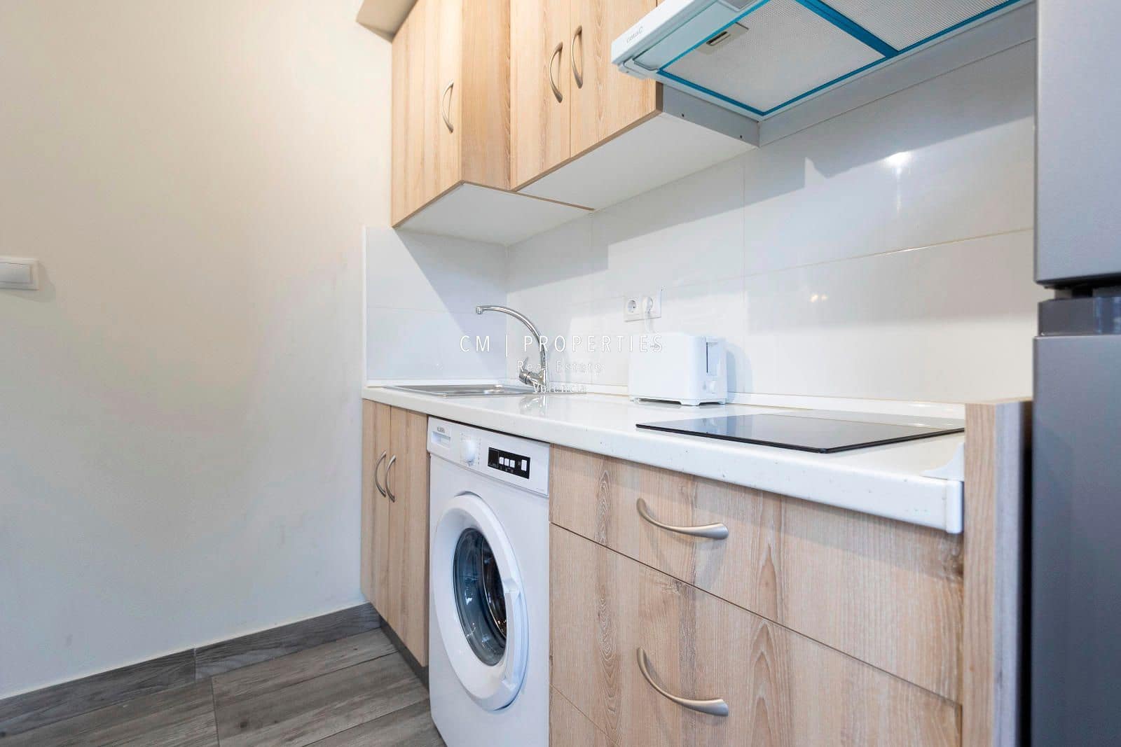 Apartamento para arrendar em Valencia cidade - 1 200 € (Ref: 8850402)