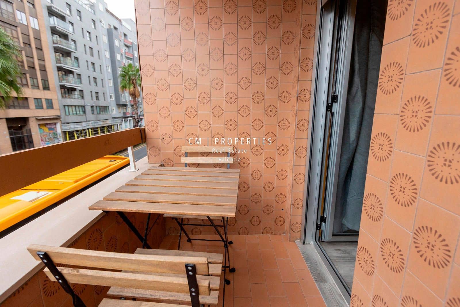 Apartamento para arrendar em Valencia cidade - 1 200 € (Ref: 8850402)