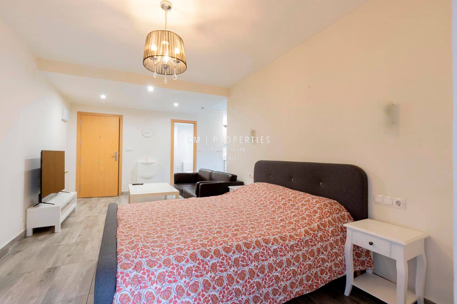 Apartamento para arrendar em Valencia cidade - 1 200 € (Ref: 8850402)