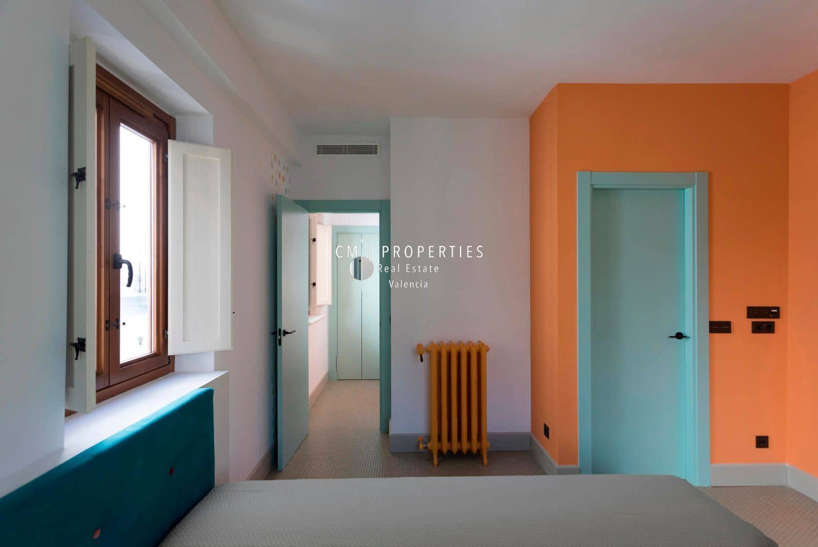 Restaurant/Bar til salg i Valencia by - € 2.195.000 (Ref: 8851036)