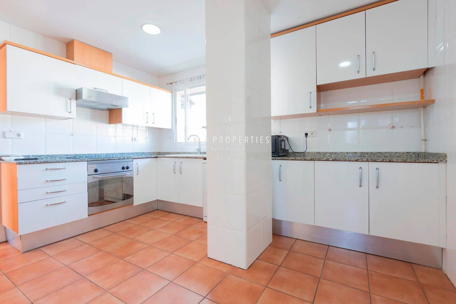 4 bedroom Villa for rent in Betera with pool garage - € 2,500 (Ref: 8868504)