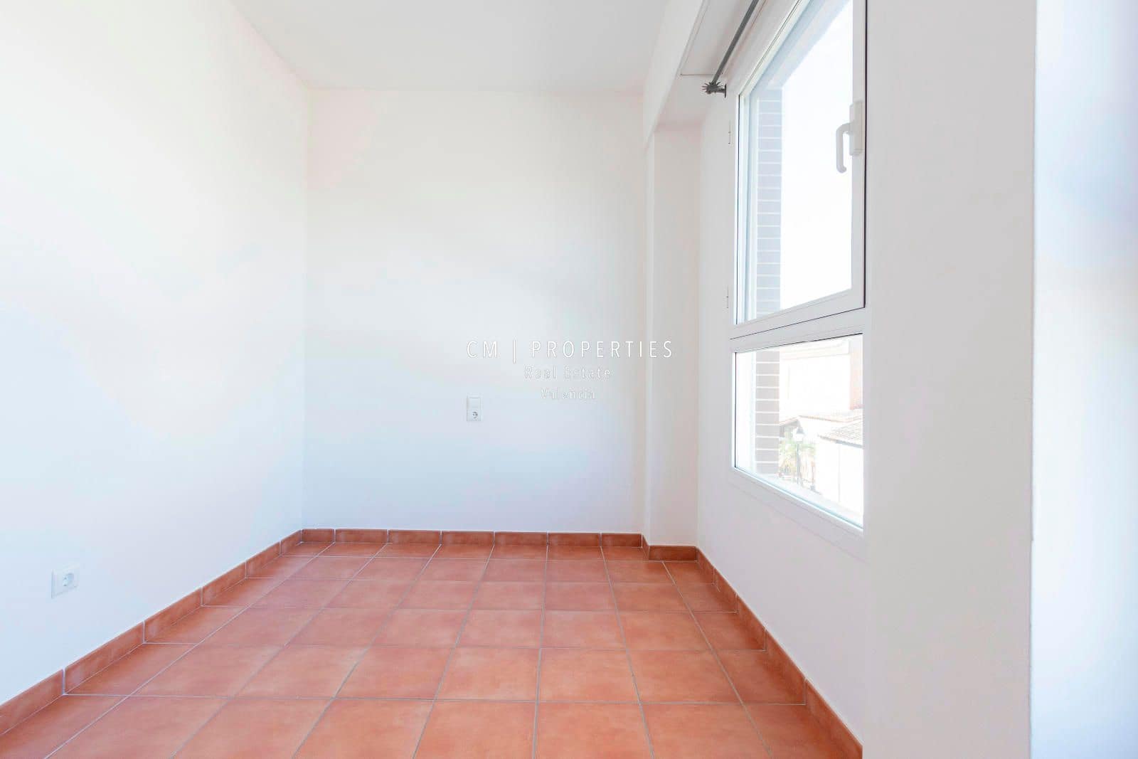 4 bedroom Villa for rent in Betera with pool garage - € 2,500 (Ref: 8868504)