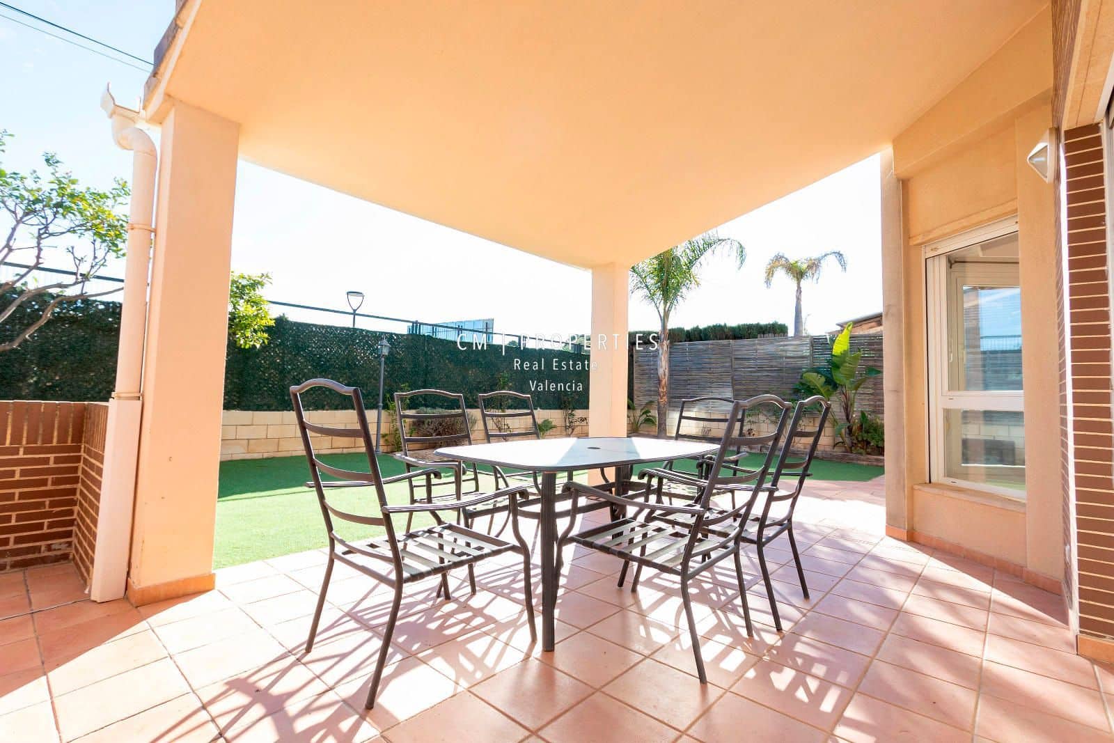 4 bedroom Villa for rent in Betera with pool garage - € 2,500 (Ref: 8868504)