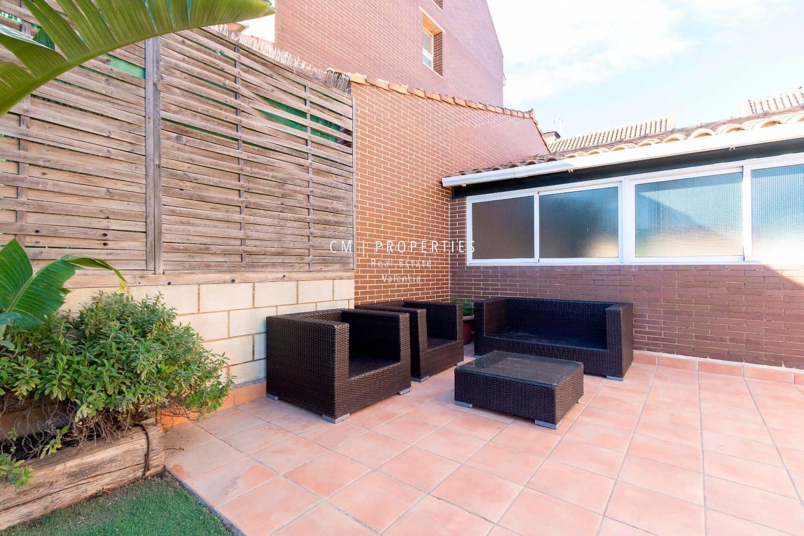 4 bedroom Villa for rent in Betera with pool garage - € 2,500 (Ref: 8868504)