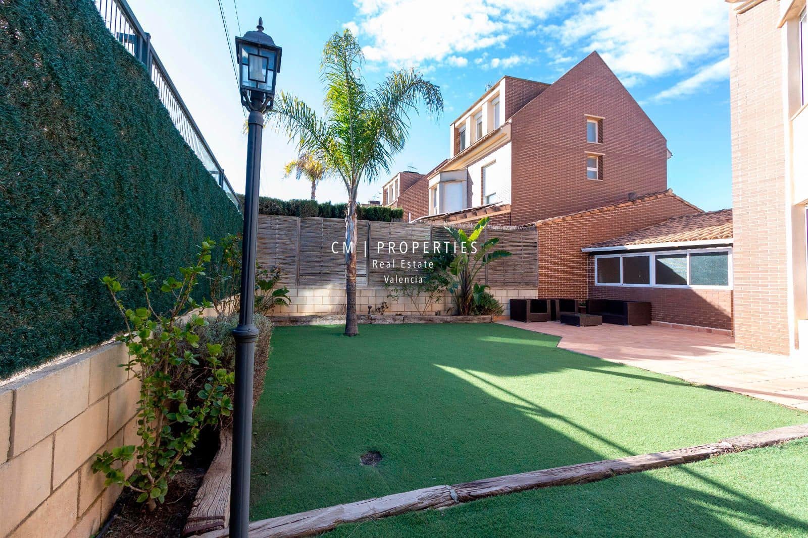 4 bedroom Villa for rent in Betera with pool garage - € 2,500 (Ref: 8868504)