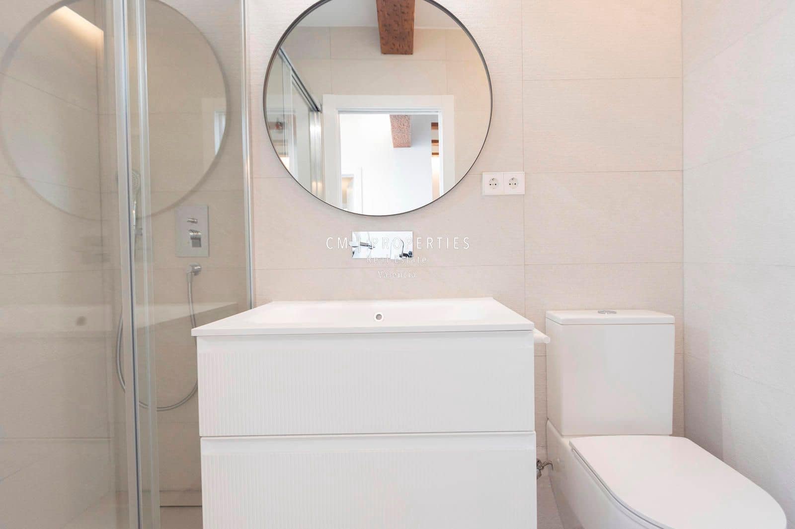 Appartement de 2 chambres à louer à Valence ville - 1 700 € (Ref: 8895503)