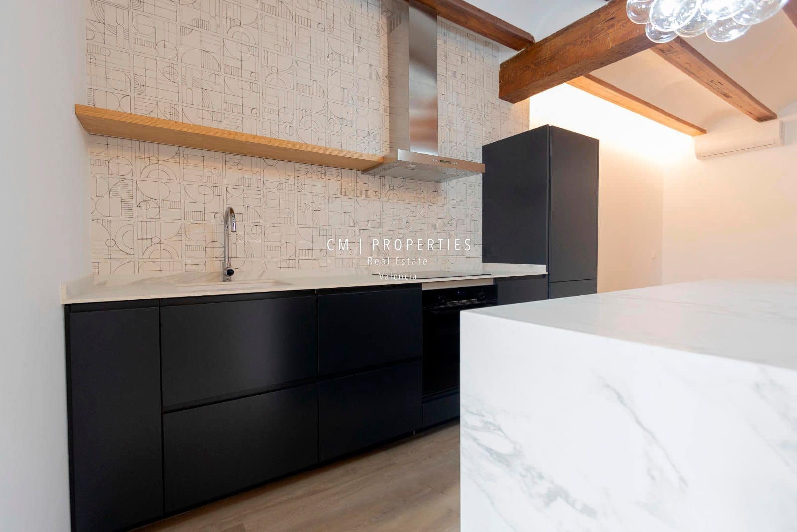 Appartement de 2 chambres à louer à Valence ville - 1 700 € (Ref: 8895503)