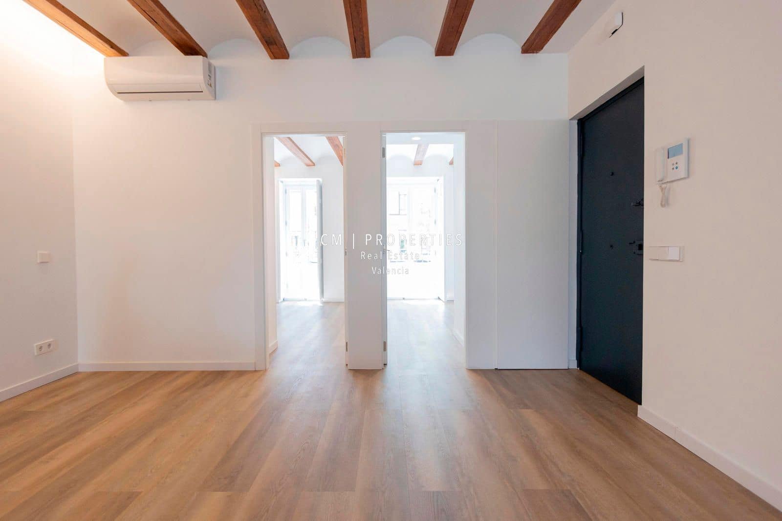 Appartement de 2 chambres à louer à Valence ville - 1 700 € (Ref: 8895503)