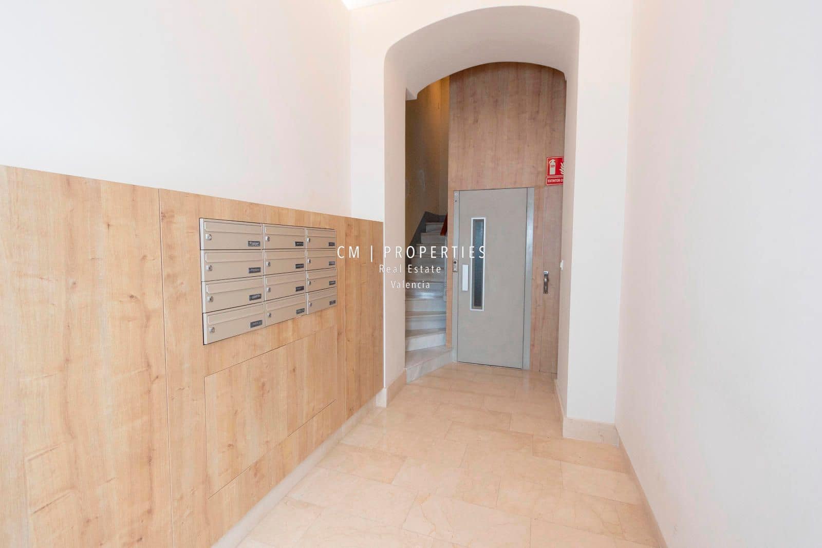 Appartement de 2 chambres à louer à Valence ville - 1 700 € (Ref: 8895503)