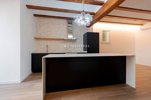 Appartement de 2 chambres à louer à Extramurs, Valence ville - 1 700 € (Ref: 8895503)