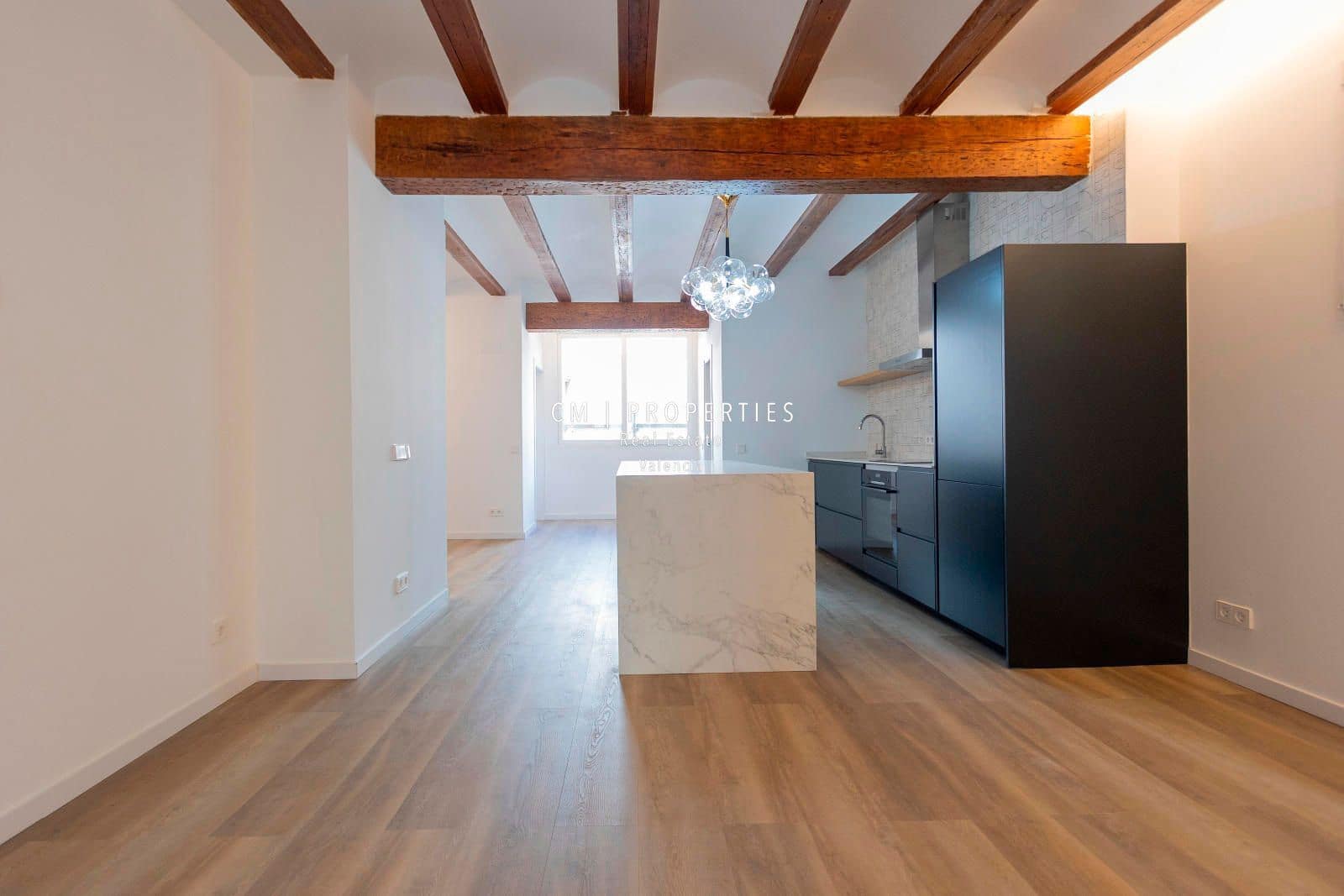 Appartement de 2 chambres à louer à Valence ville - 1 700 € (Ref: 8895503)