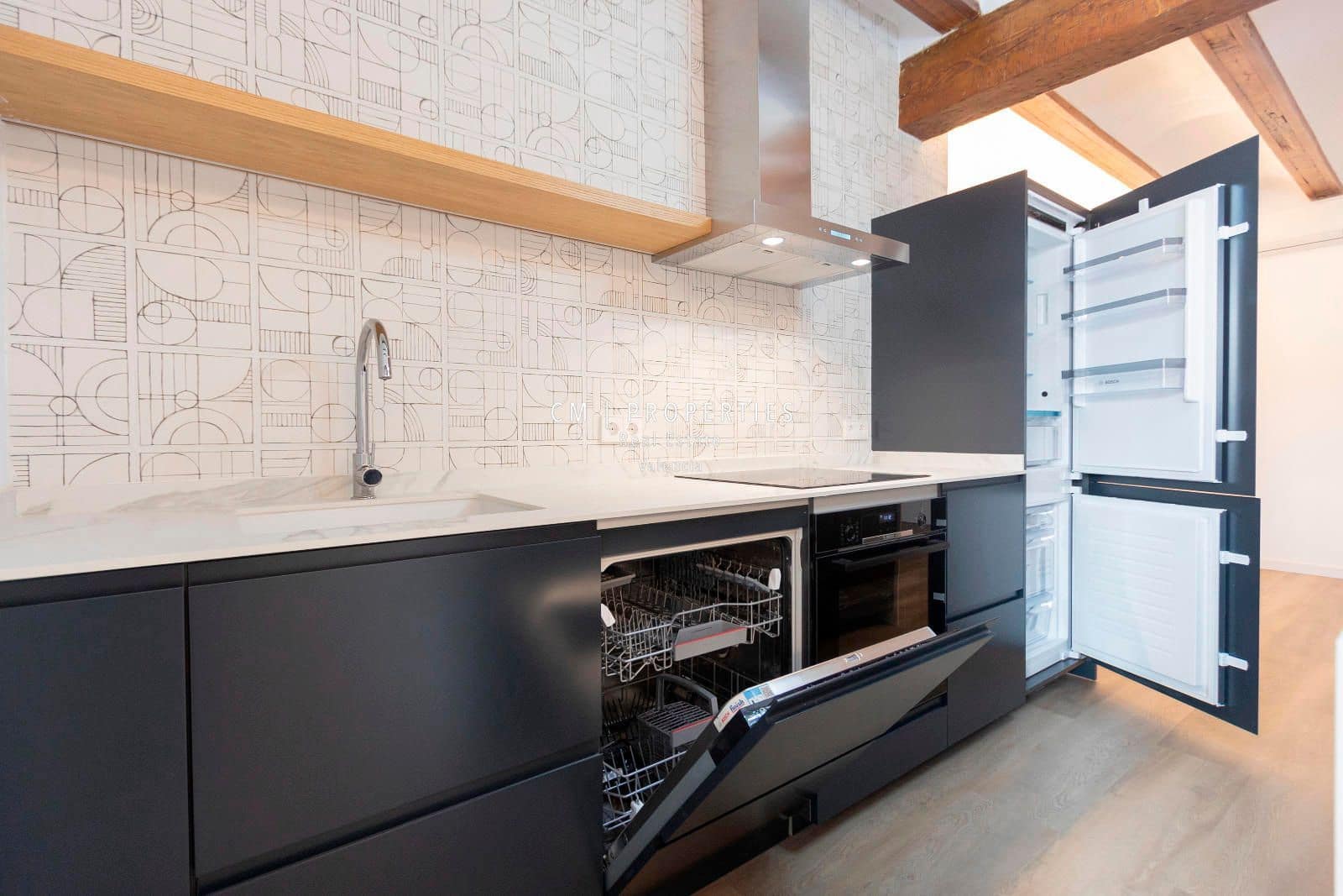 Appartement de 2 chambres à louer à Valence ville - 1 700 € (Ref: 8895503)