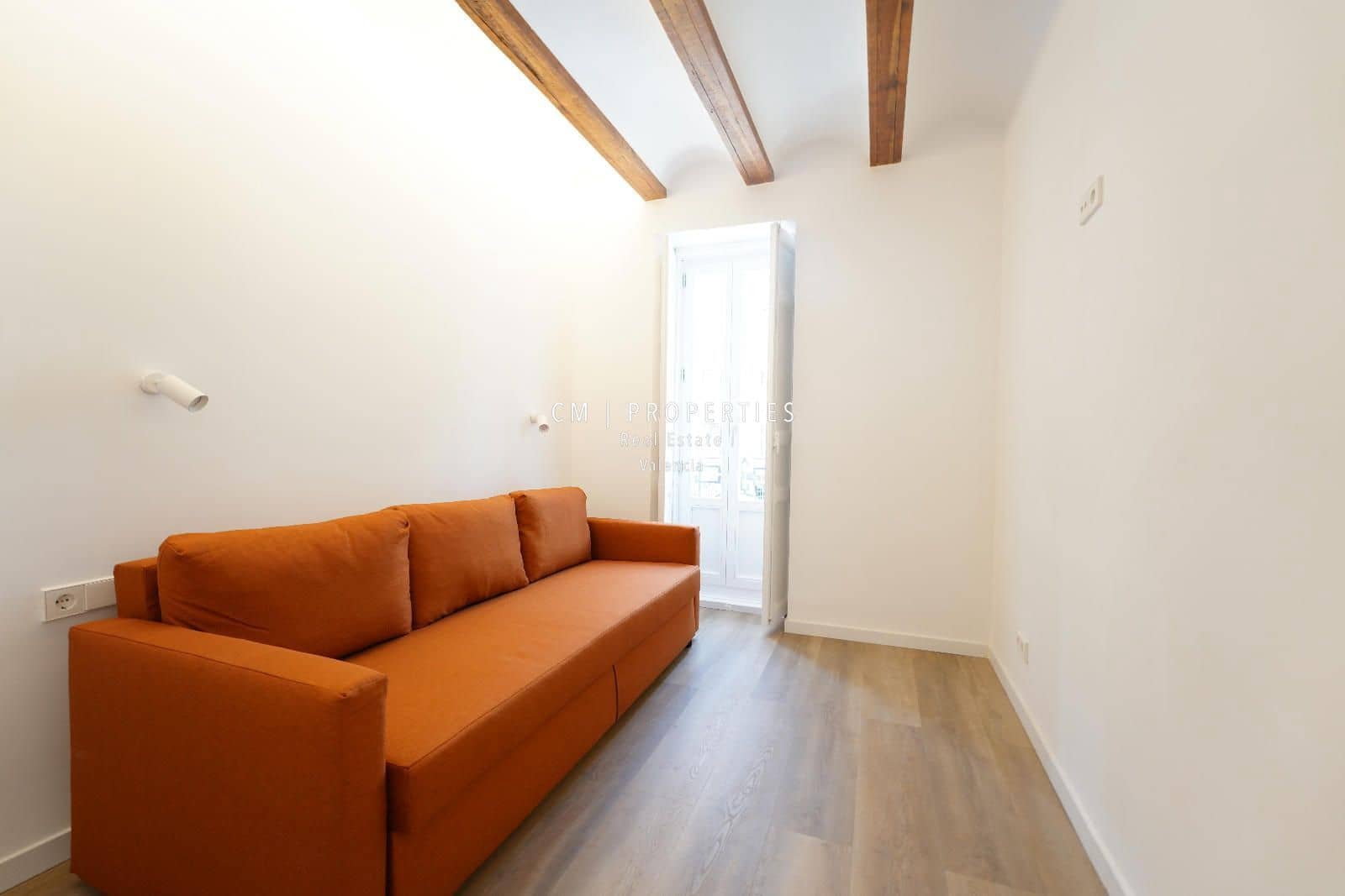 Appartement de 2 chambres à louer à Valence ville - 1 700 € (Ref: 8895503)