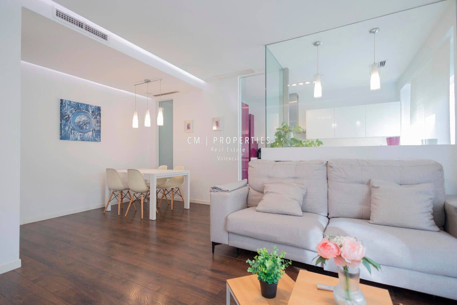 2 bedroom Flat for rent in Valencia city - € 2,100 (Ref: 8906546)
