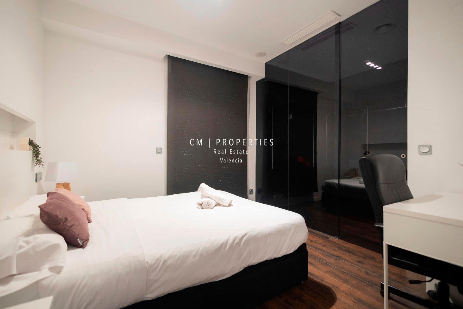 2 sypialnia Mieszkanie do wynajęcia w Miasto Walencja - 2 100 € (Ref: 8906546)