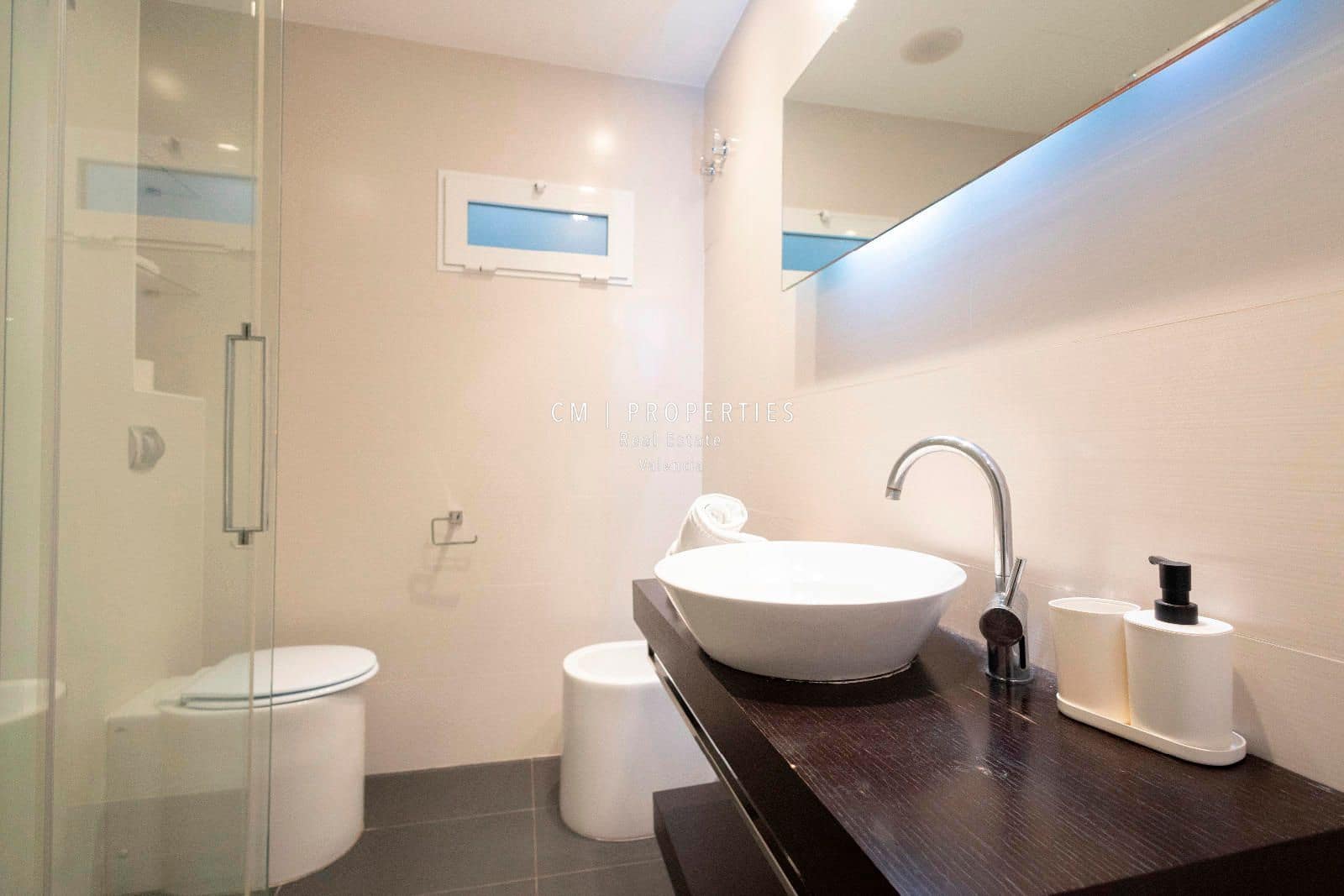 2 sypialnia Mieszkanie do wynajęcia w Miasto Walencja - 2 100 € (Ref: 8906546)