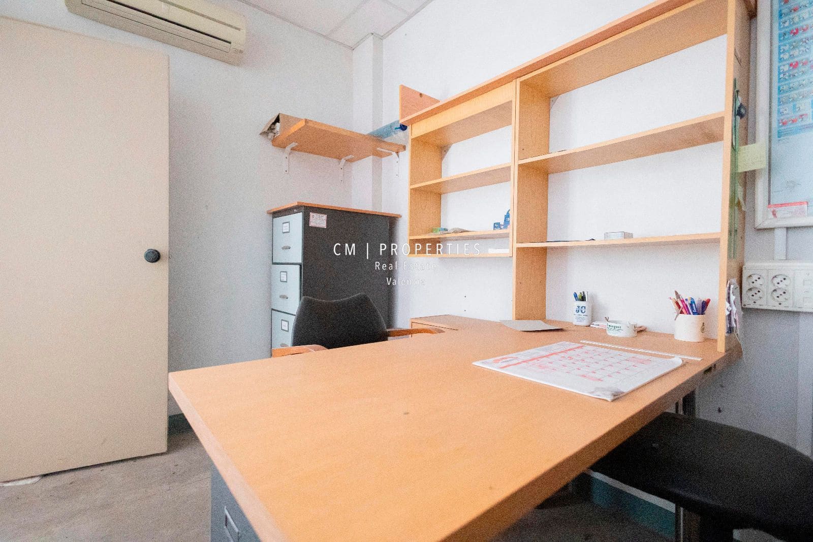 Kommersiell til salgs i Pucol - € 80 000 (Ref: 8907850)