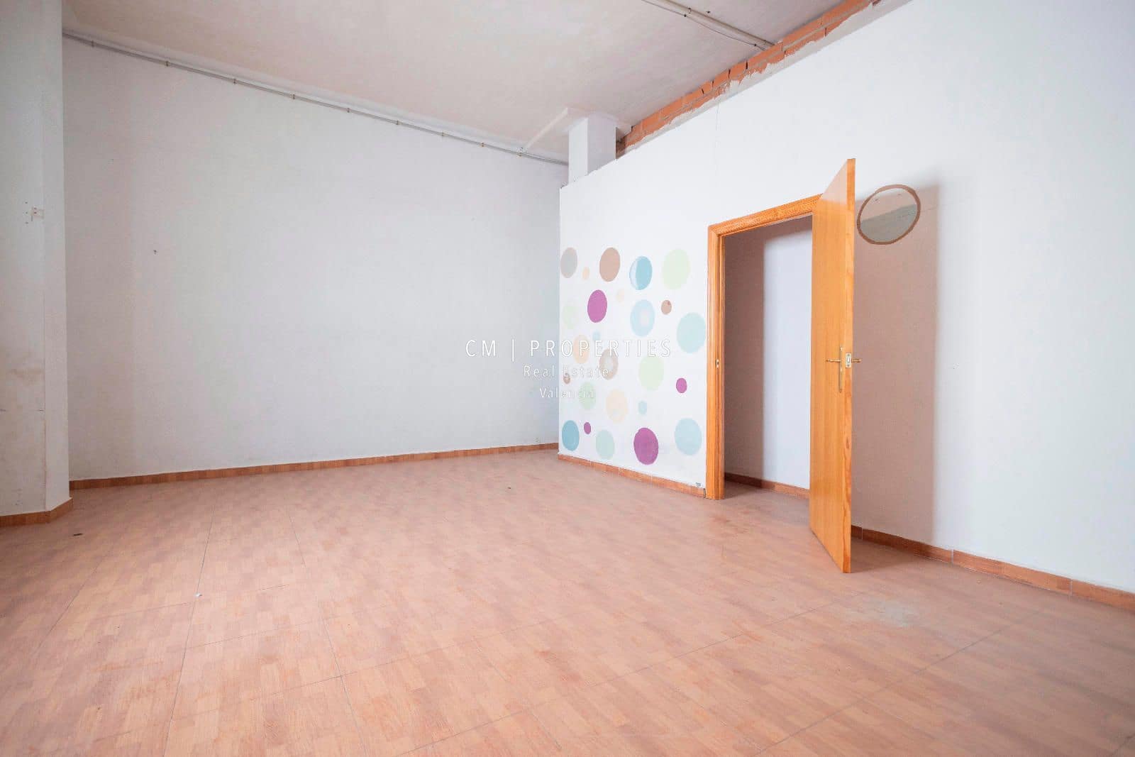 Kommersiell til salgs i Pucol - € 170 000 (Ref: 8907851)