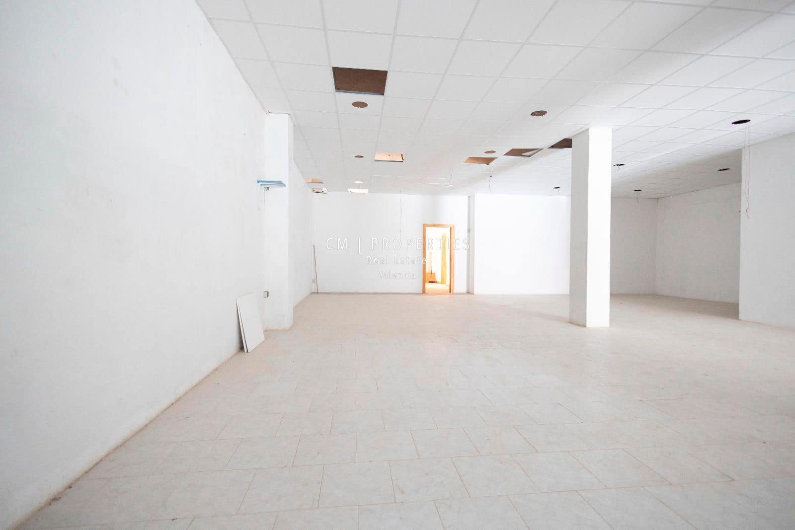 Kommersiell til salgs i Pucol - € 170 000 (Ref: 8907851)