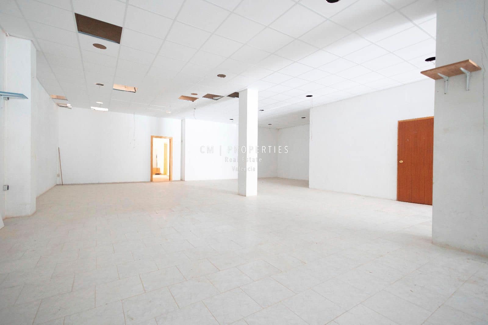 Kommersiell til salgs i Pucol - € 170 000 (Ref: 8907851)