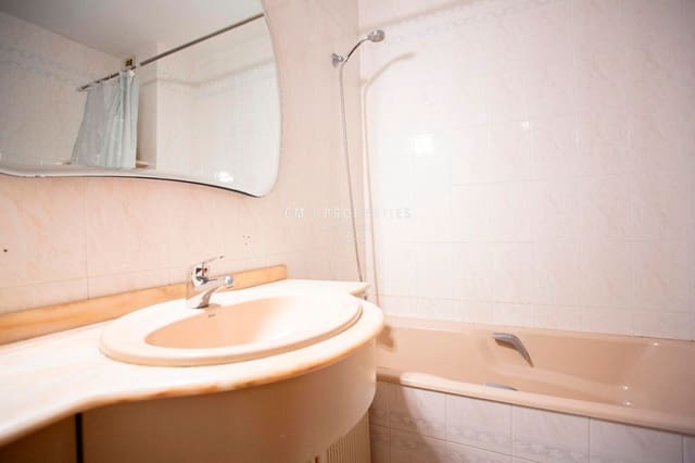 3 soveværelse Lejlighed til leje i Quatre Carreres, Valencia by - € 1.500 (Ref: 8909760)