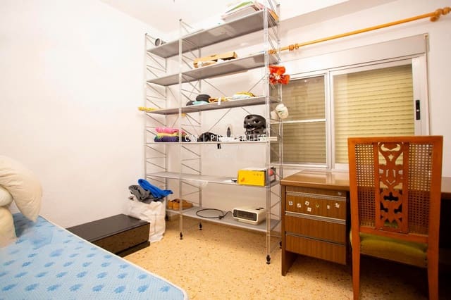 3 soveværelse Lejlighed til leje i Quatre Carreres, Valencia by - € 1.500 (Ref: 8909760)