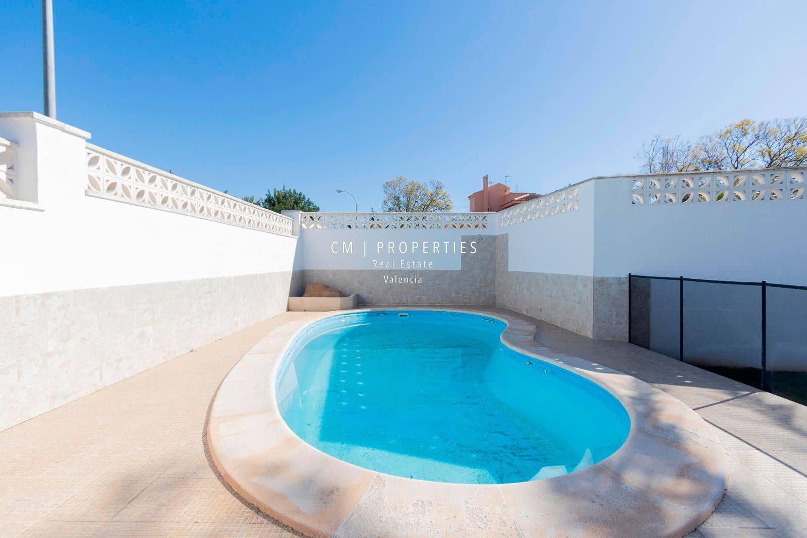 7 bedroom Villa for sale in L'Eliana with pool garage - € 1,600,000 (Ref: 8912185)