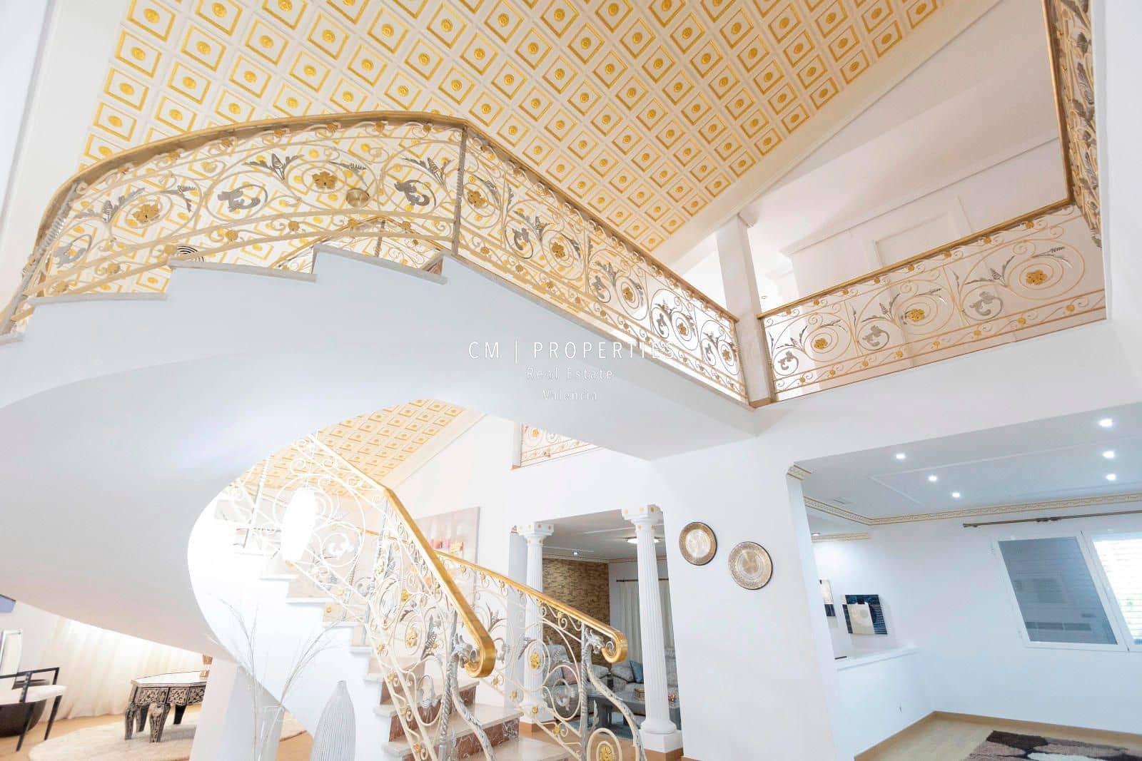 7 bedroom Villa for sale in L'Eliana with pool garage - € 1,600,000 (Ref: 8912185)