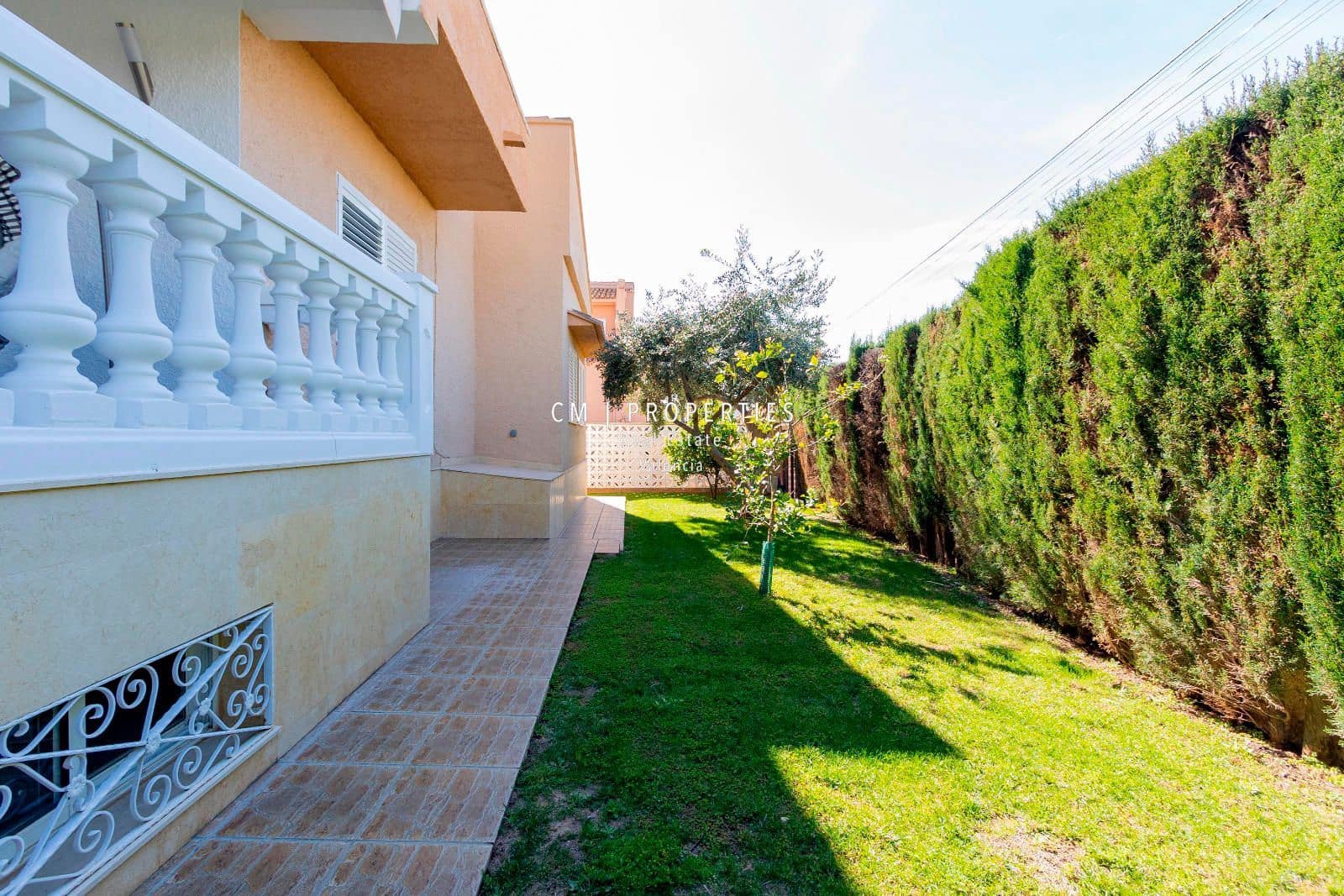 7 bedroom Villa for sale in L'Eliana with pool garage - € 1,600,000 (Ref: 8912185)