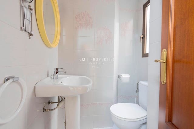 2 slaapkamer Flat te huur in L'Eixample, Valencia stad met garage - € 1.500 (Ref: 8920229)