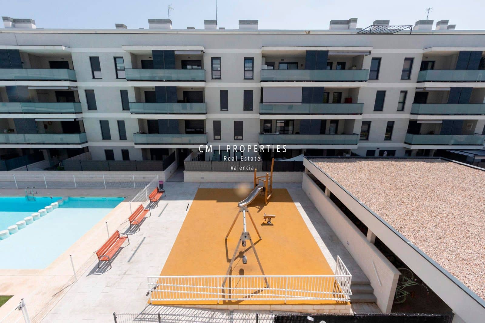 3 bedroom Flat for rent in La Pobla de Vallbona with pool garage - € 1,500 (Ref: 8925255)